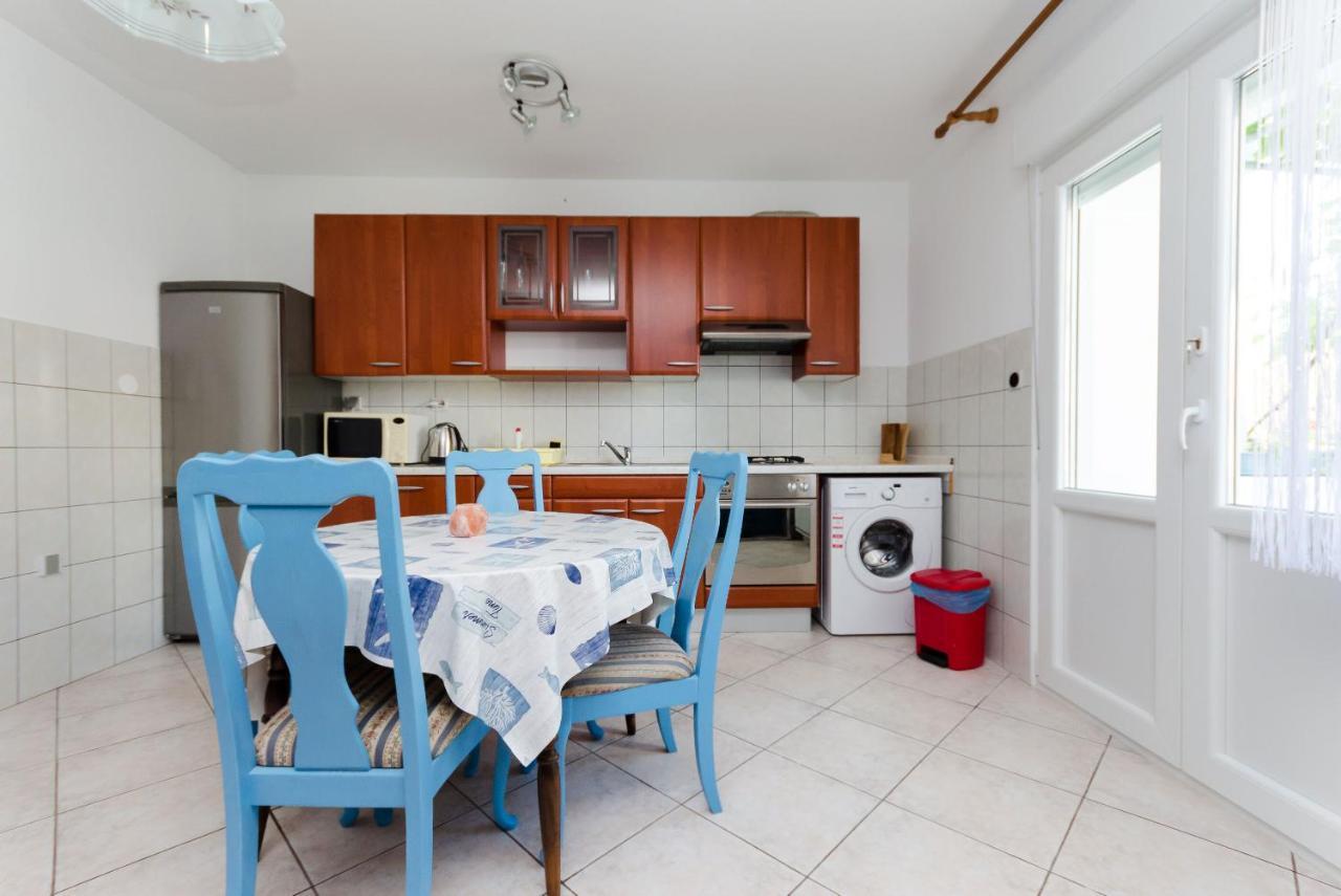 Apartments Slavica R Banjol 外观 照片
