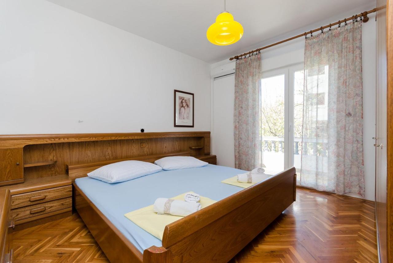 Apartments Slavica R Banjol 外观 照片
