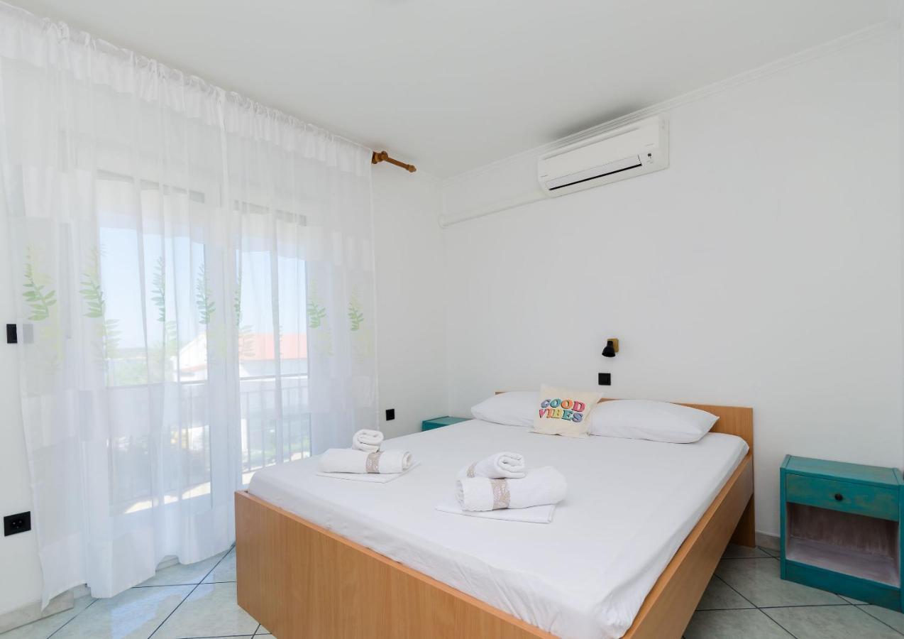 Apartments Slavica R Banjol 外观 照片
