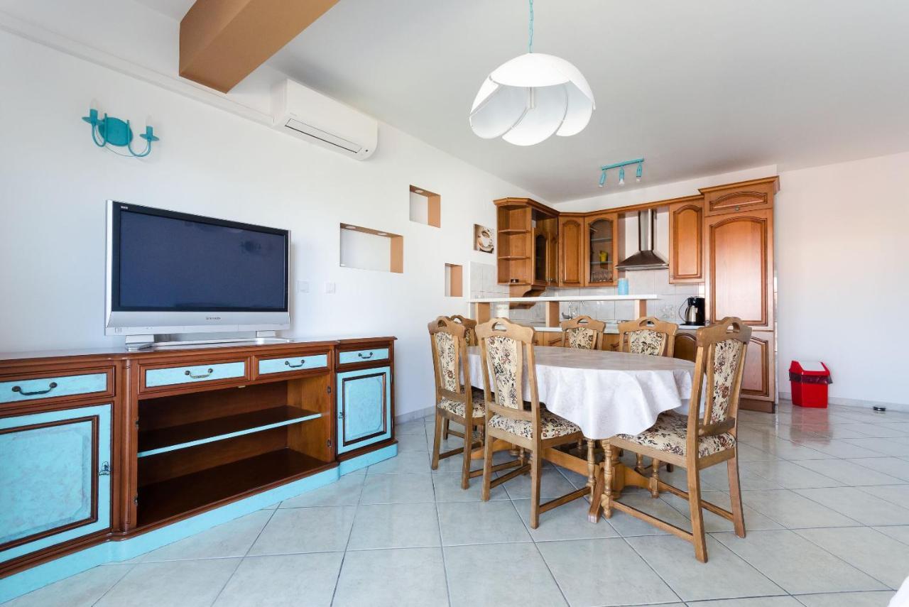 Apartments Slavica R Banjol 外观 照片