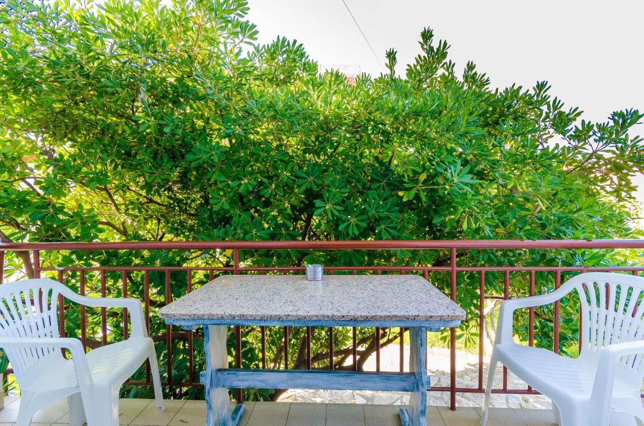 Apartments Slavica R Banjol 外观 照片
