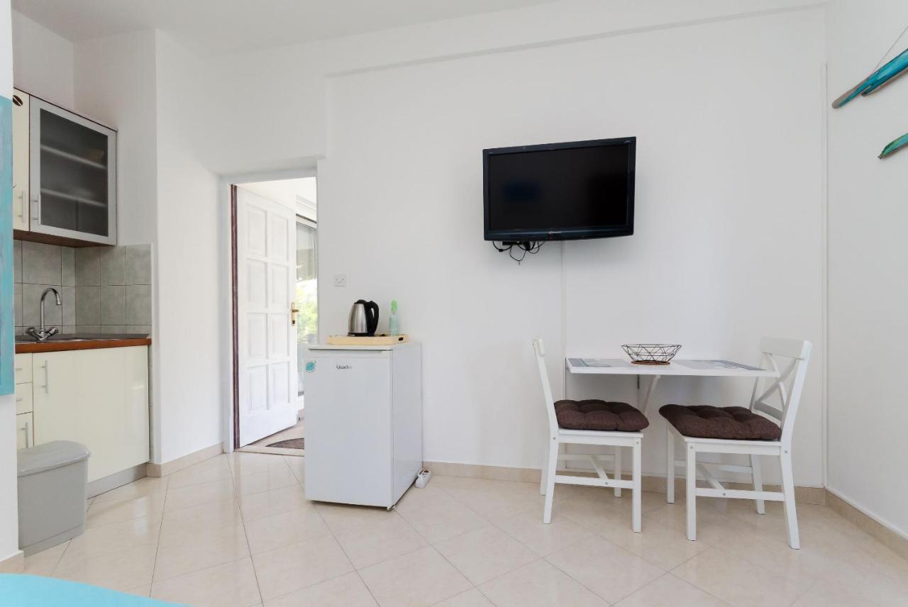 Apartments Slavica R Banjol 外观 照片
